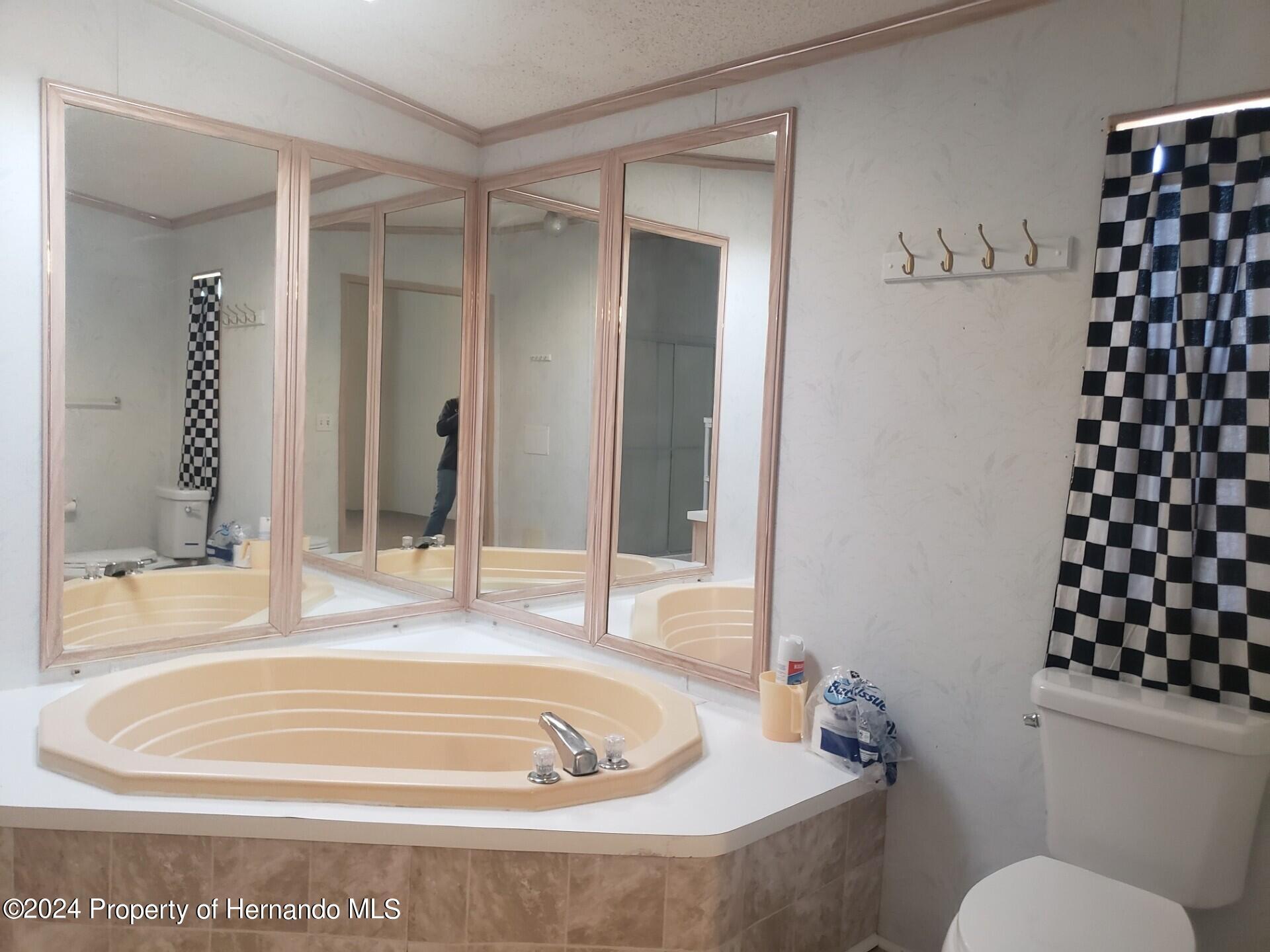14370 Switch Back Road Spring Hill, FL 34609 - Photo 13 of 22 Gallery Image 13