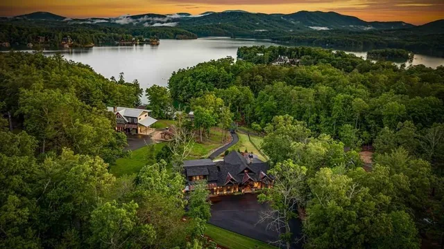 $4,599,999 | 66 Rome Point, Blue Ridge, GA 30513