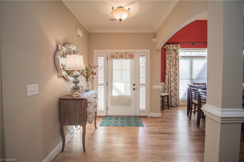 2255 Renaissance Lane High Point, NC 27262 - Photo 2 of 29 Foyer