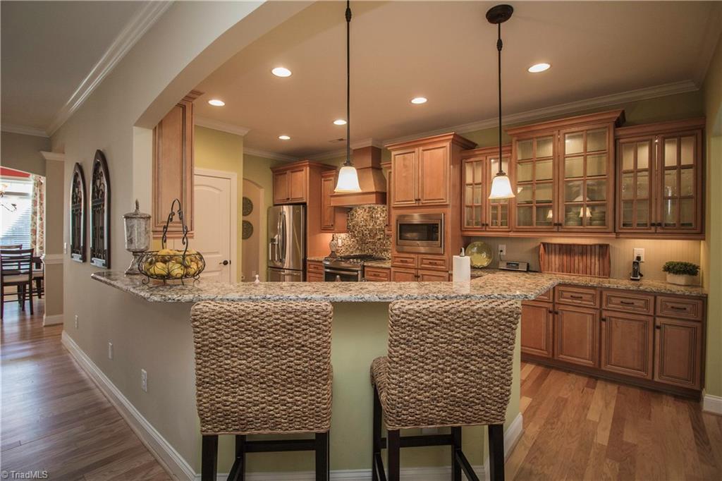2255 Renaissance Lane High Point, NC 27262 - Photo 7 of 29 Kitchen