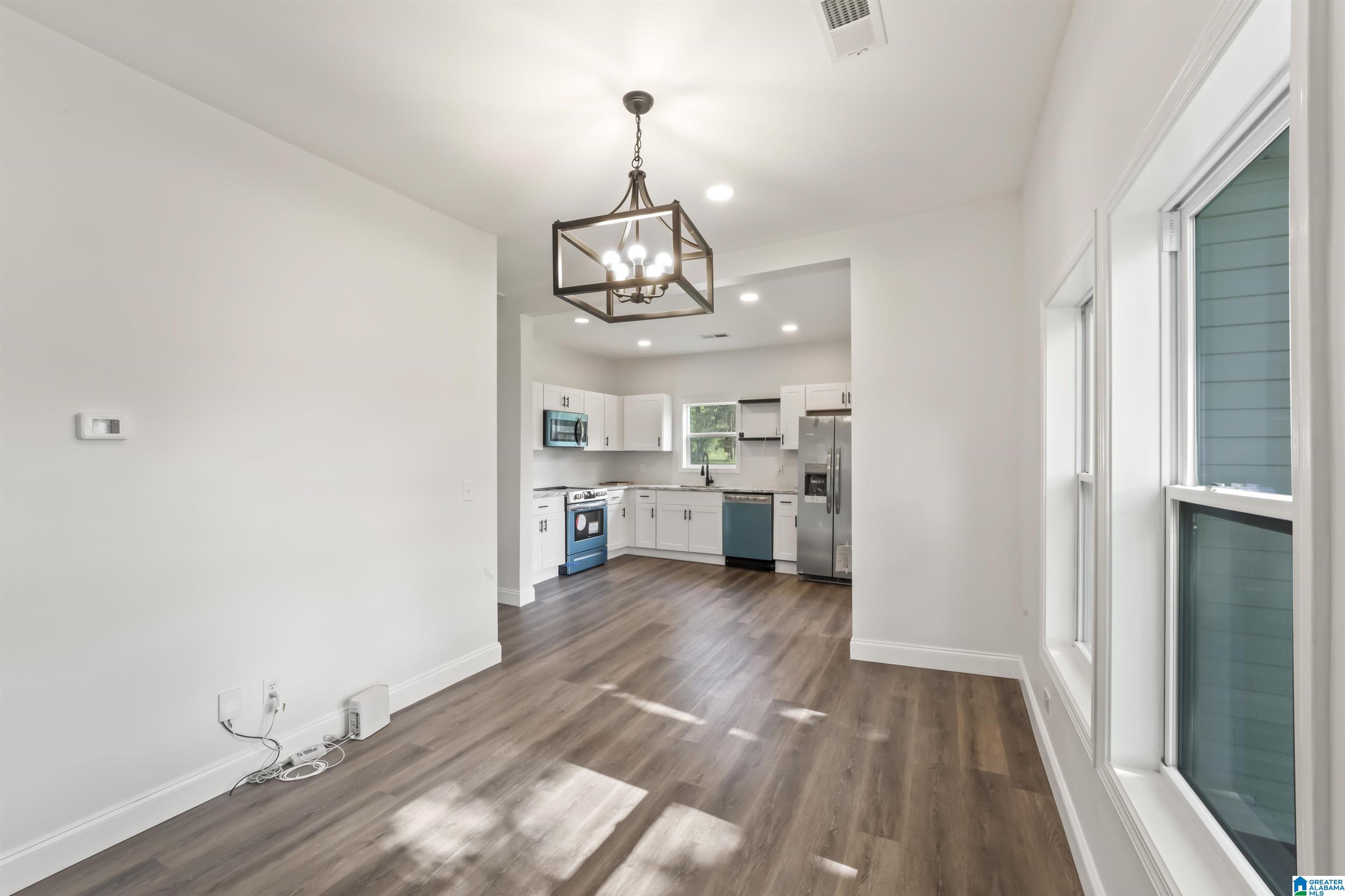 912 9th Street Pleasant Grove, AL 35127 - Photo 12 of 30