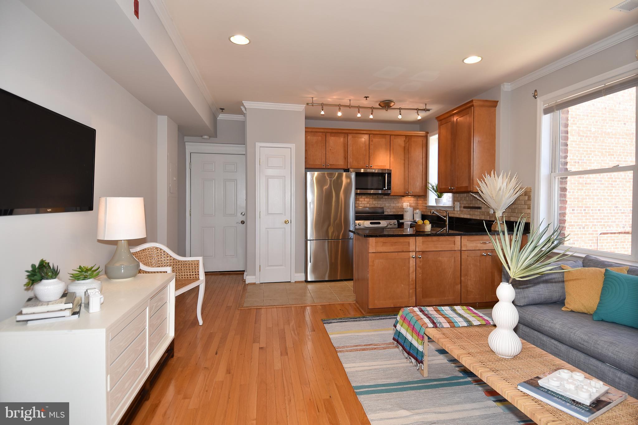 1438 Columbia Road Northwest, Unit 206 Washington, DC 20009 - Photo 11 of 20 Interior (General)