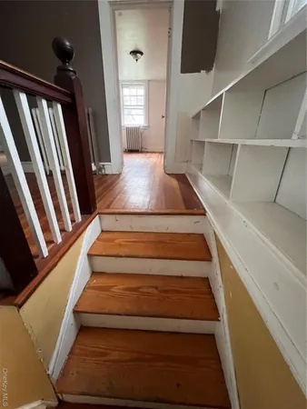 a view of entryway