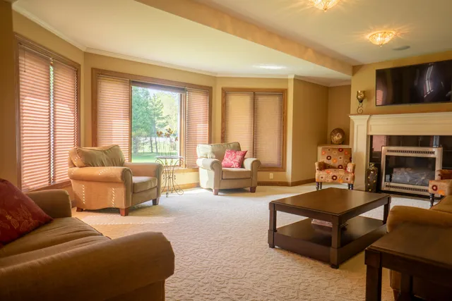 $485,000 | 23920 Highway 2, Ashland, WI 54806