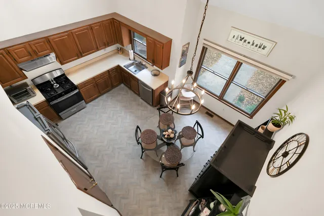 $675,000 | 49 Pape Drive, Atlantic Highlands, NJ 07716