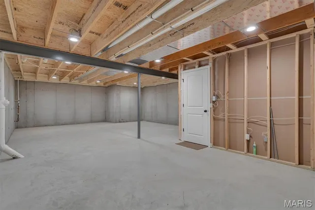 $695,000 | 2043 Windswept Farms Drive, Eureka, MO 63025