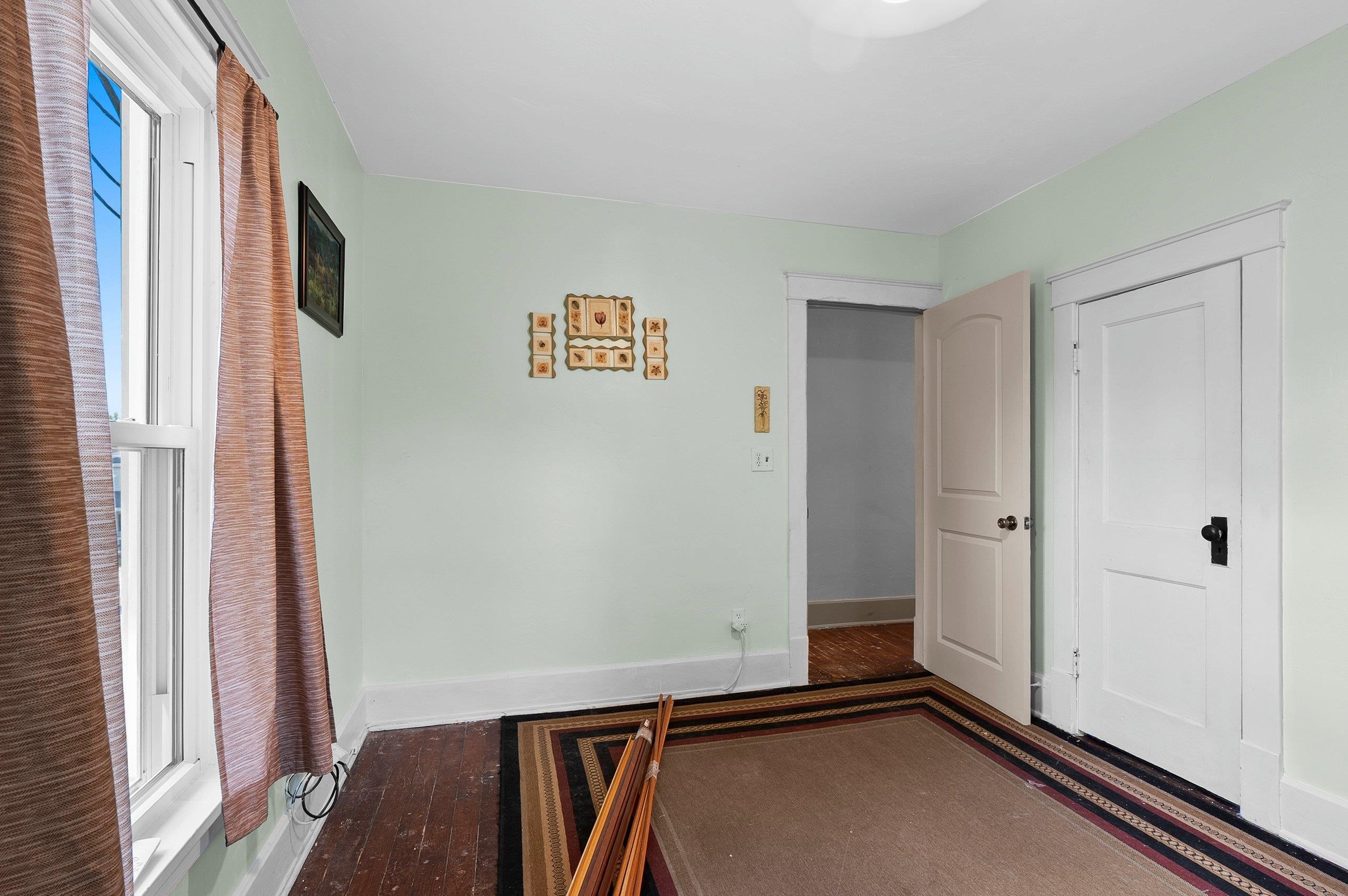 111 10th Street Clintonville, WI 54929 - Photo 23 of 34
