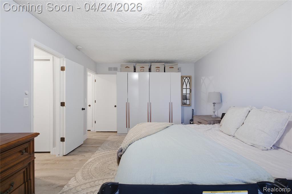 6710 Ridgeview Drive Clarkston, MI 48346 - Photo 44 of 59 Gallery Image 44