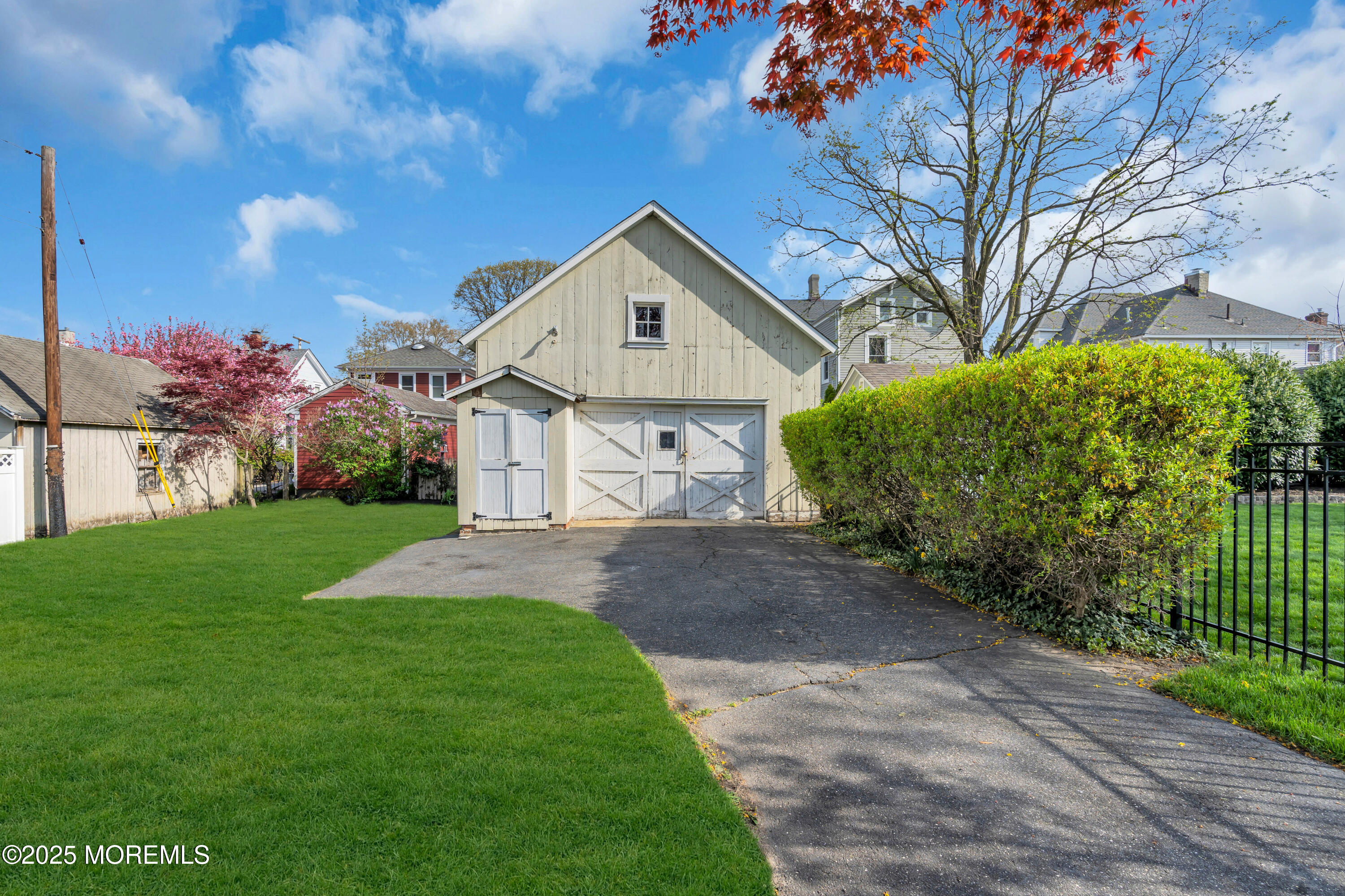 44 Irving Place Red Bank, NJ 07701 - Photo 54 of 74 a front view of a house with garden