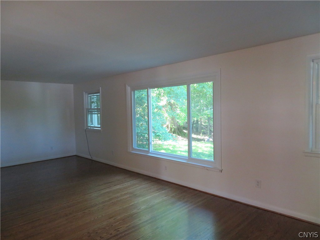 22 Forest Road New Hartford, NY 13501 - Photo 9 of 16