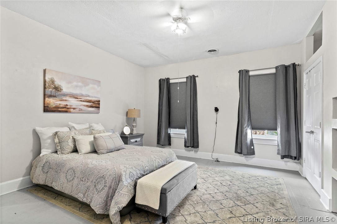 605 Walnut Street Madison, IN 47250 - Photo 4 of 33