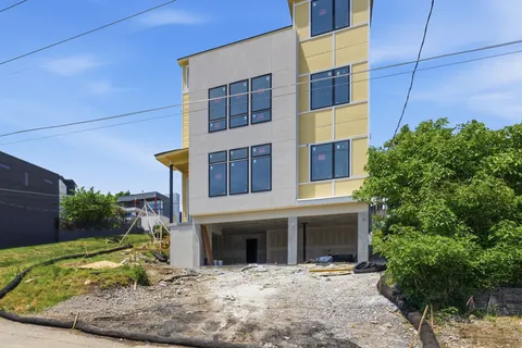$1,995,000 | 301 33rd Avenue North, Nashville, TN 37209