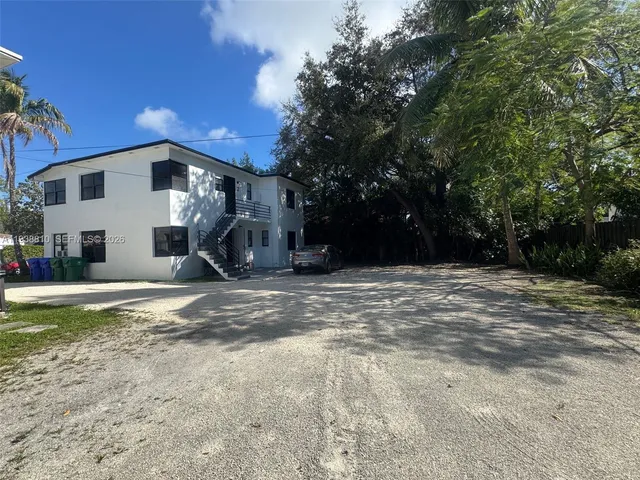 $2,750 | 530 Northeast 71st Street, Unit 2, Miami, FL 33138