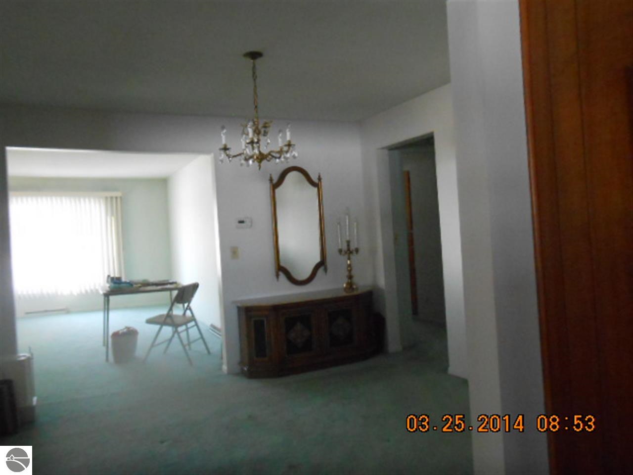 4766 Walton Road Mount Pleasant, MI 48858 - Photo 8 of 23 1781576-7.JPG
