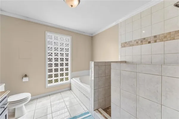 $539,900 | 5239 Catalina Street, Roeland Park, KS 66205