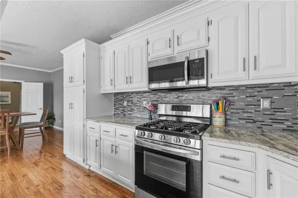 $539,900 | 5239 Catalina Street, Roeland Park, KS 66205