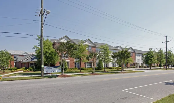 $704 | 1220 West 38th Street, Norfolk, VA 23508