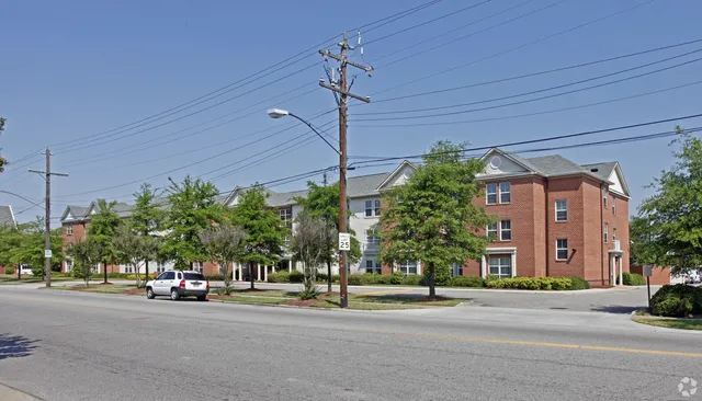 $704 | 1220 West 38th Street, Norfolk, VA 23508