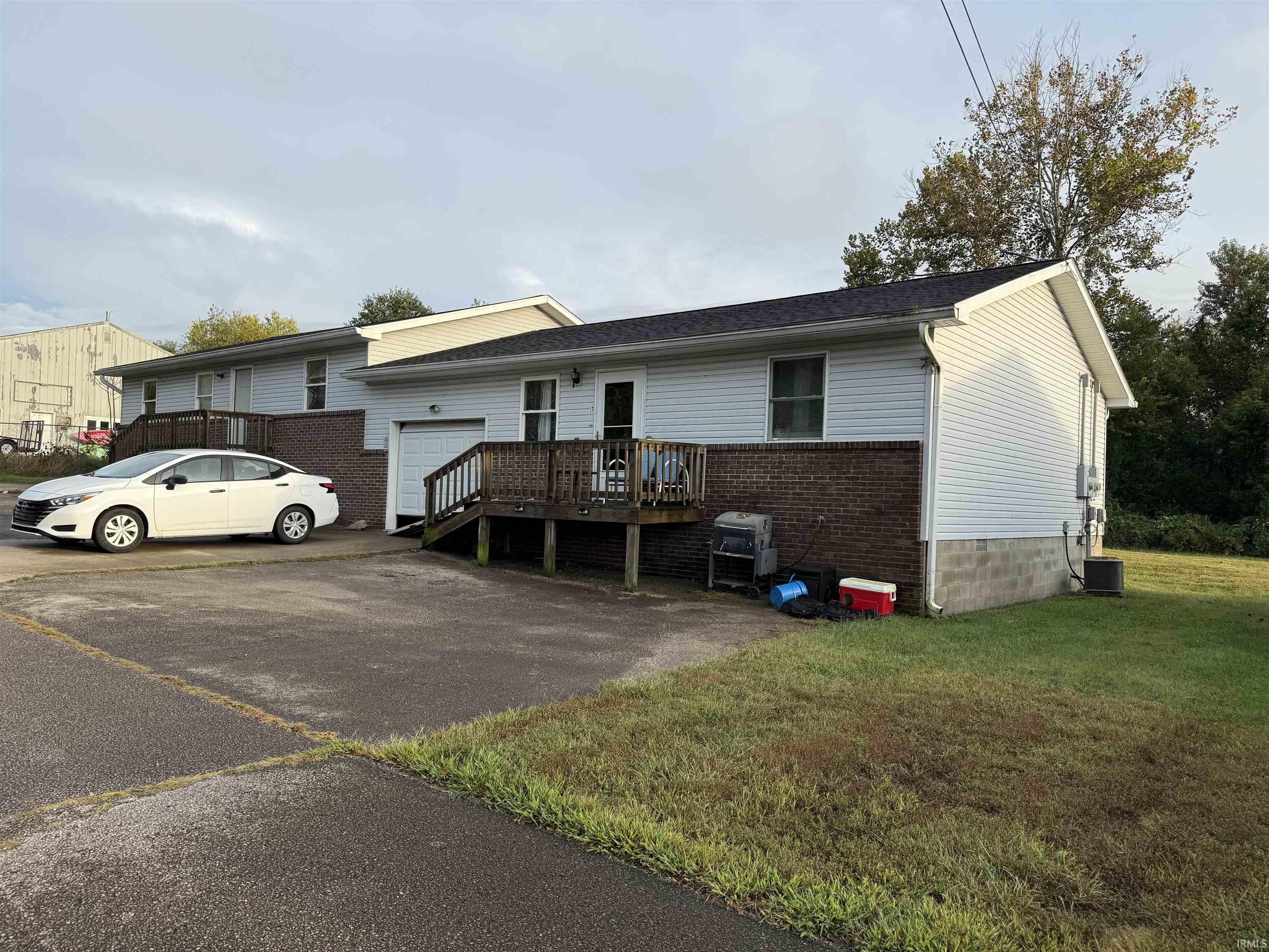 101 Eastside Lane Bedford, IN 47421 - Photo 3 of 15