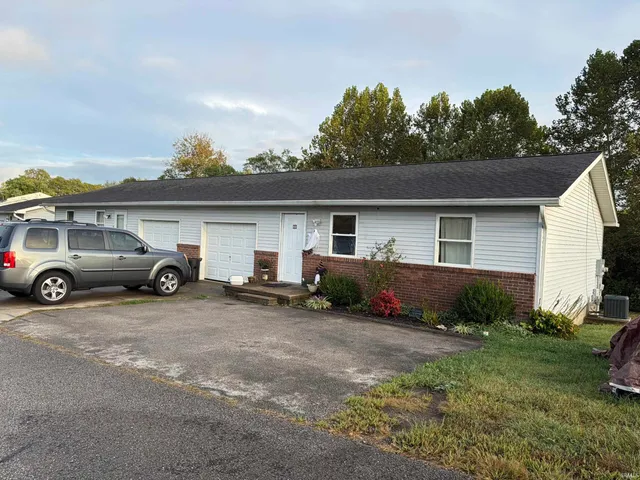 $899,000 | 101 Eastside Lane, Bedford, IN 47421