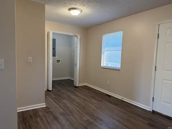 $899,000 | 101 Eastside Lane, Bedford, IN 47421