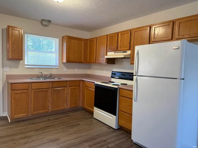 $899,000 | 101 Eastside Lane, Bedford, IN 47421