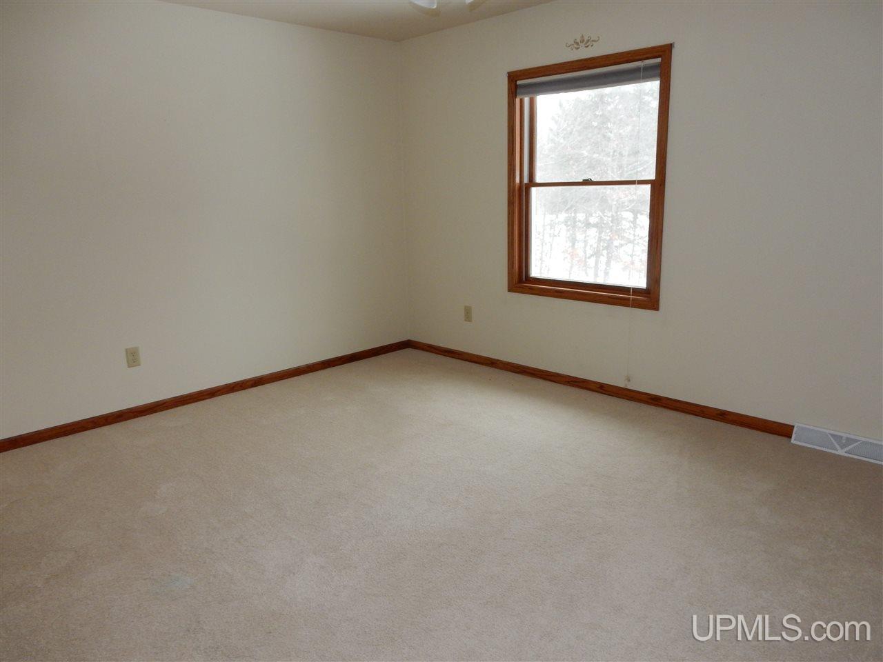 1908 North Lake Road Florence, WI 54121 - Photo 9 of 15 Gallery Image 9