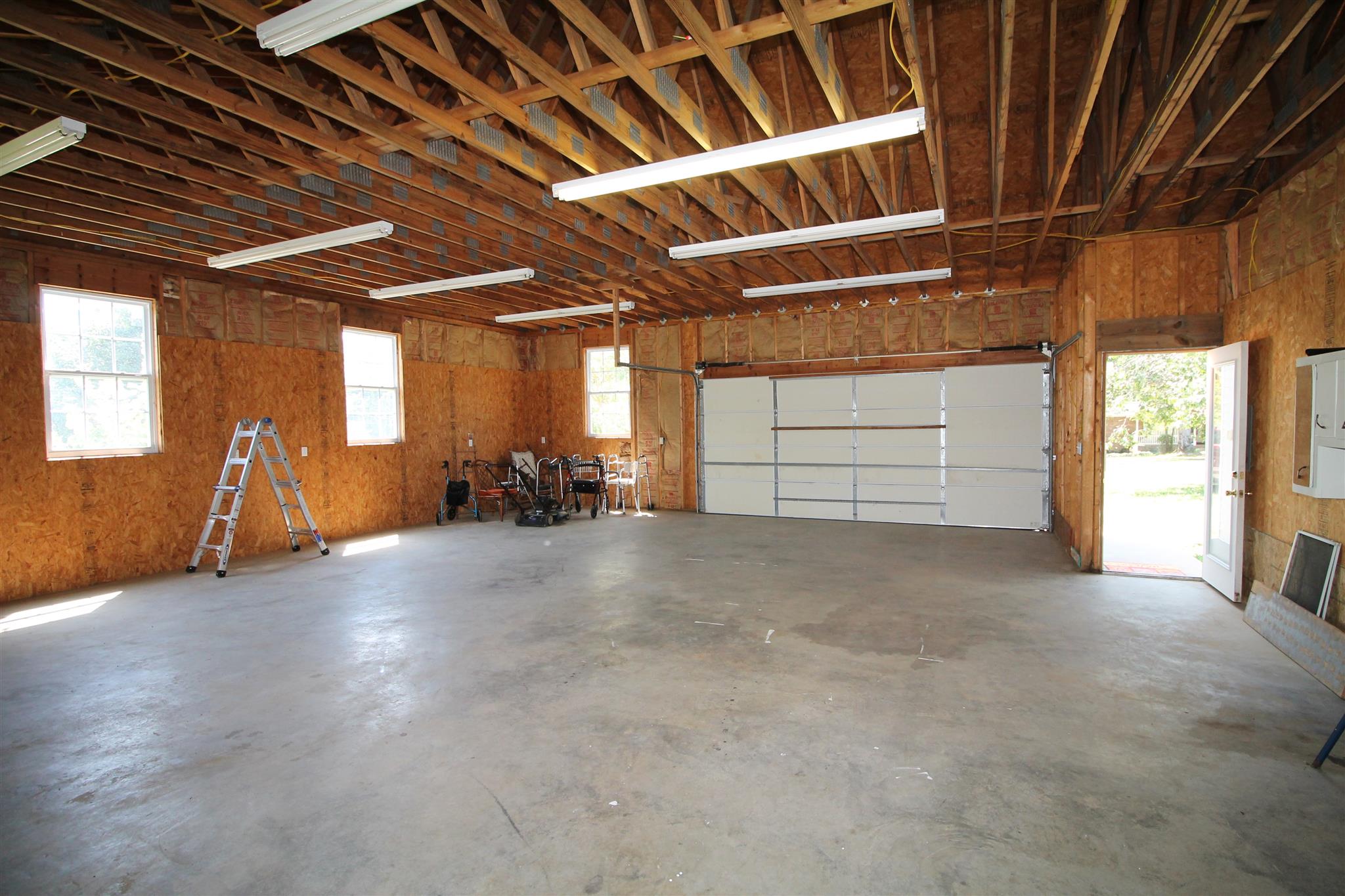 2035 Wolfe Road White Bluff, TN 37187 - Photo 22 of 24 Gallery Image 22