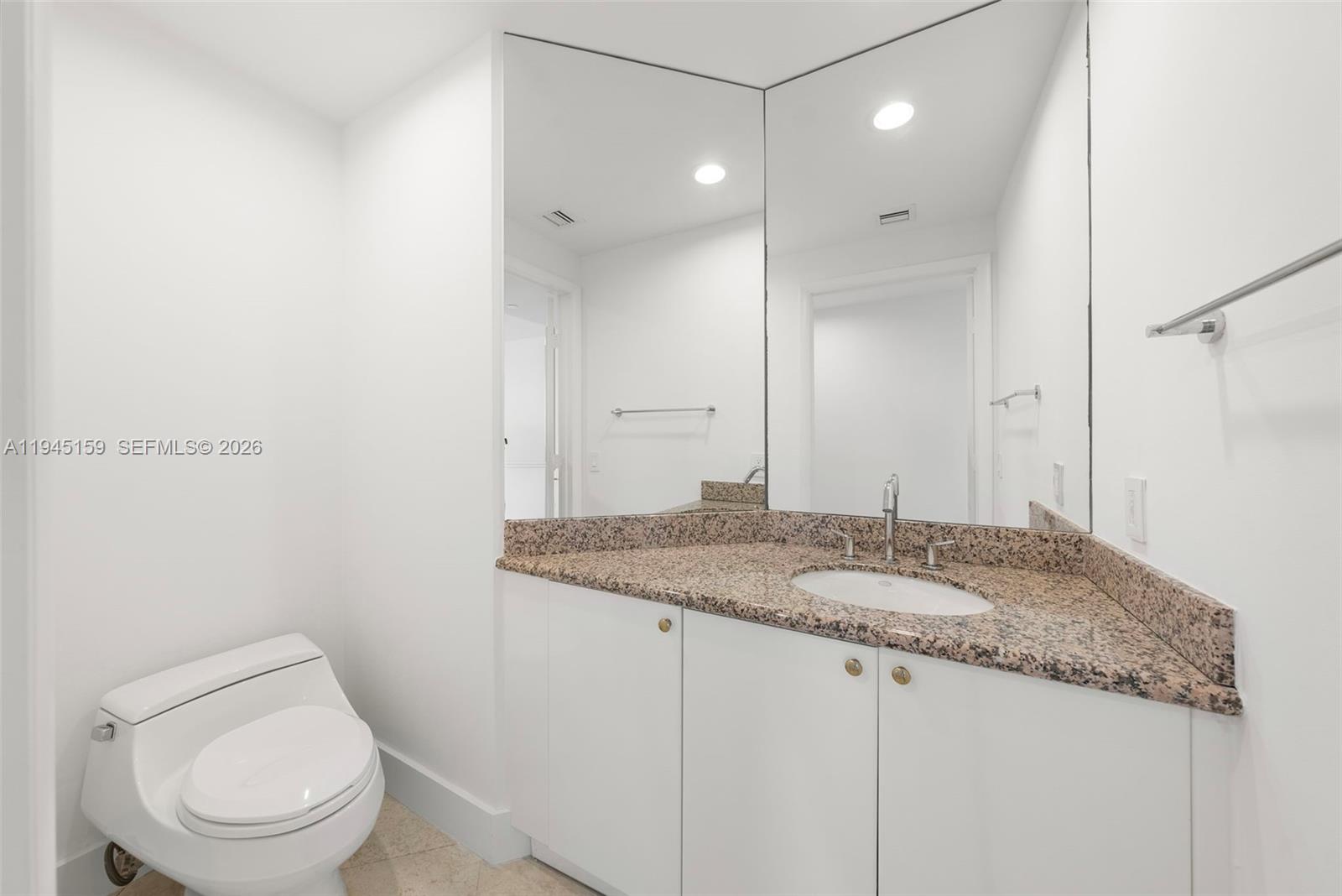 789 Crandon Boulevard, Unit 1106 Key Biscayne, FL 33149 - Photo 15 of 80