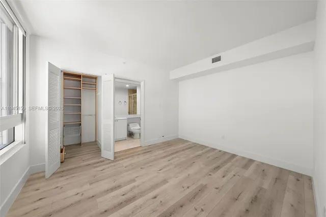 $17,500 | 789 Crandon Boulevard, Unit 1106, Key Biscayne, FL 33149