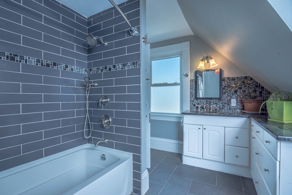 16 Walker Street, Unit 2 Newton, MA 02460 - Photo 13 of 20