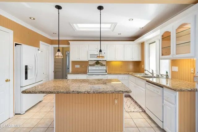 $935,000 | 4776 El Prado Street, Simi Valley, CA 93063