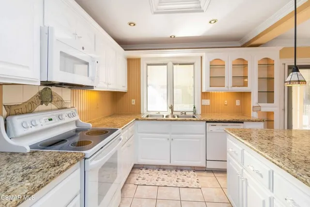 $935,000 | 4776 El Prado Street, Simi Valley, CA 93063