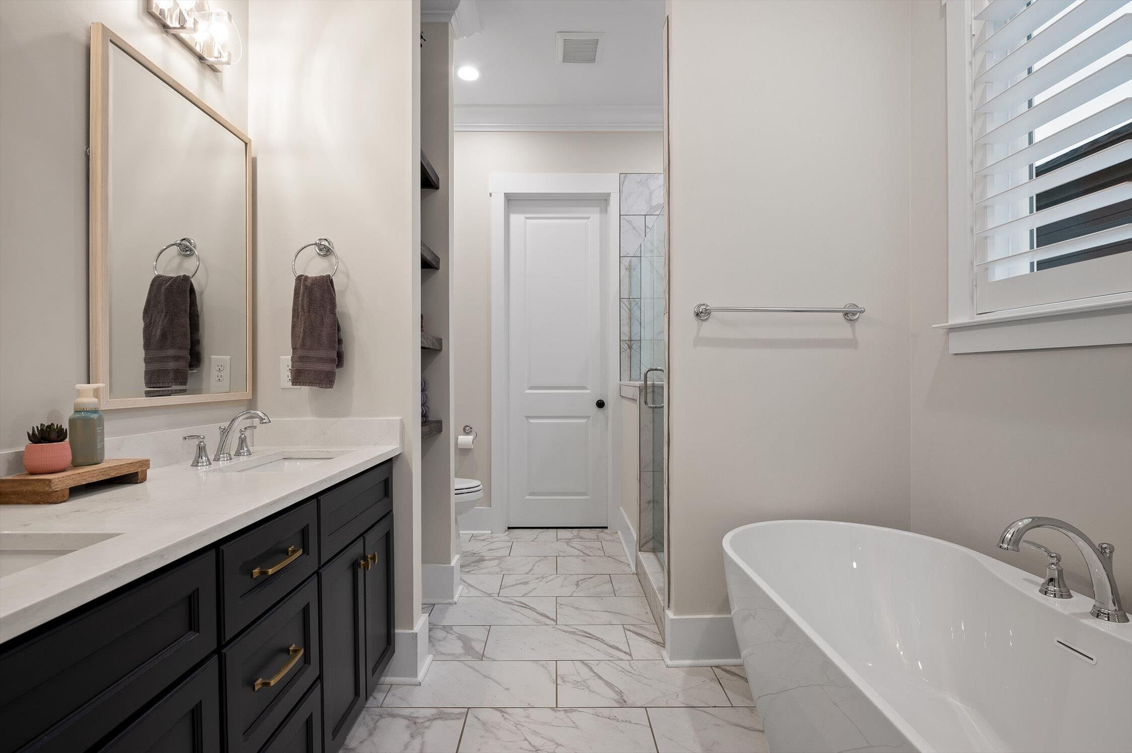 4176 Barnsley Loop Ooltewah, TN 37363 - Photo 24 of 48 Primary bath