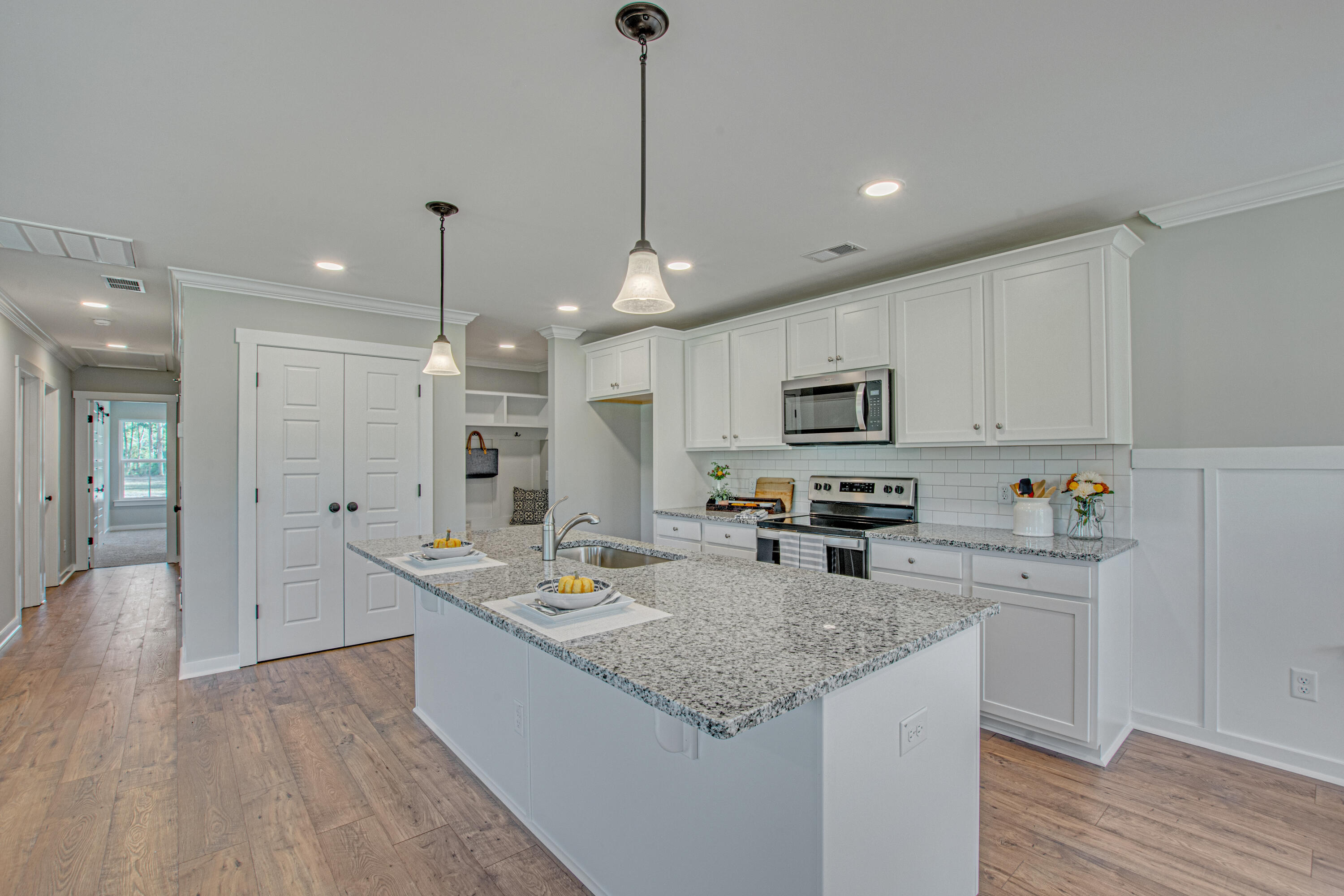 521 New Regenia Place Ridgeville, SC 29472 - Photo 5 of 7 2532 old gaillard_Ragland_Custom_Homes (