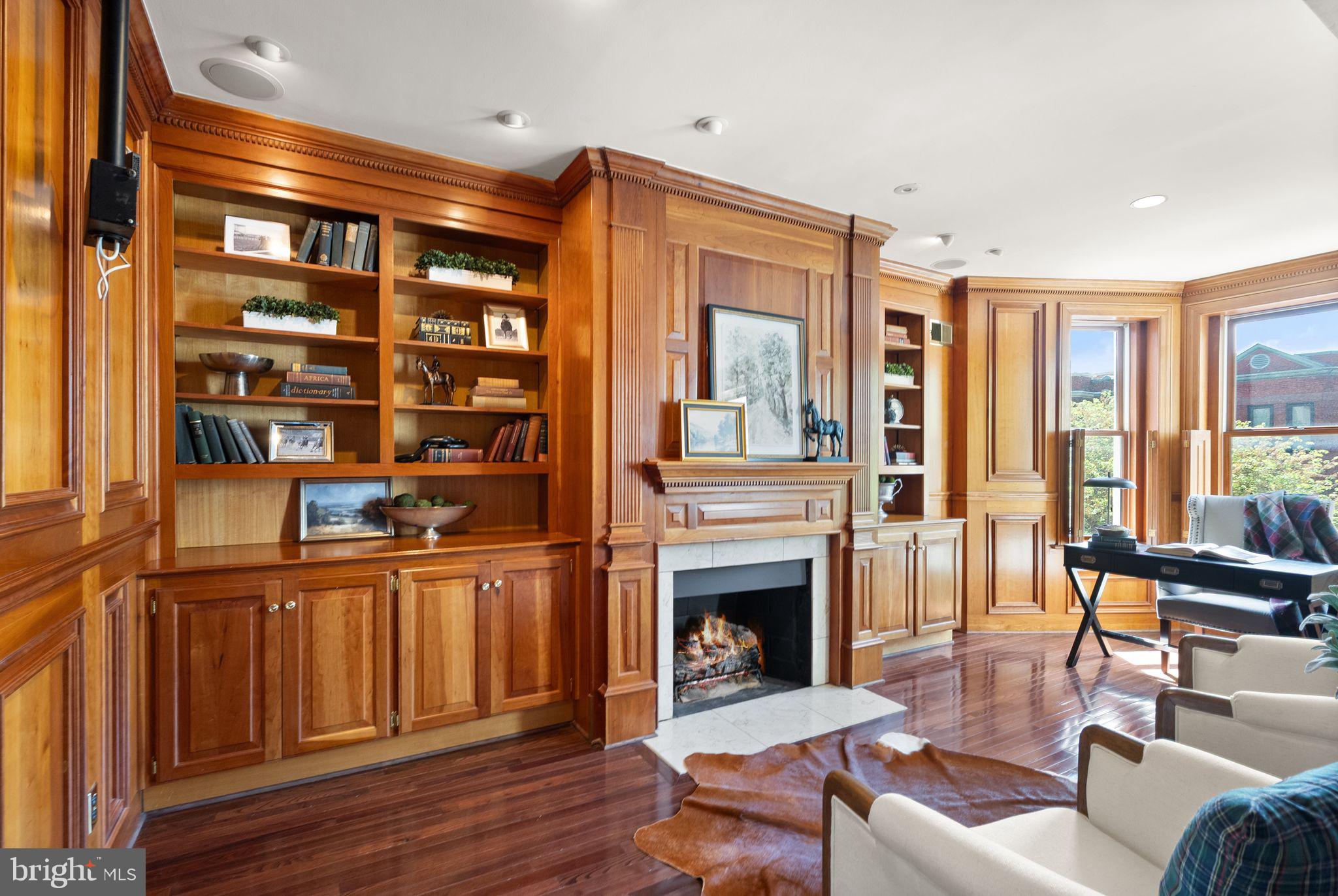 324 E Street Northeast Washington, DC 20002 - Photo 12 of 28 Second Floor Library with Wet Bar
