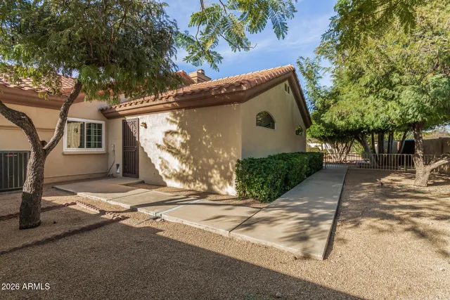 $1,625,000 | 5308 West Misty Willow Lane, Glendale, AZ 85310