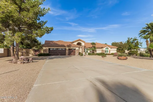 $1,499,000 | 5308 West Misty Willow Lane, Glendale, AZ 85310