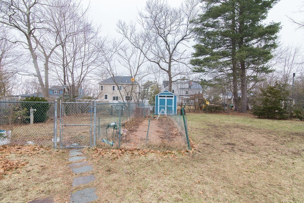 29 Longfellow Road Natick, MA 01760 - Photo 11 of 26