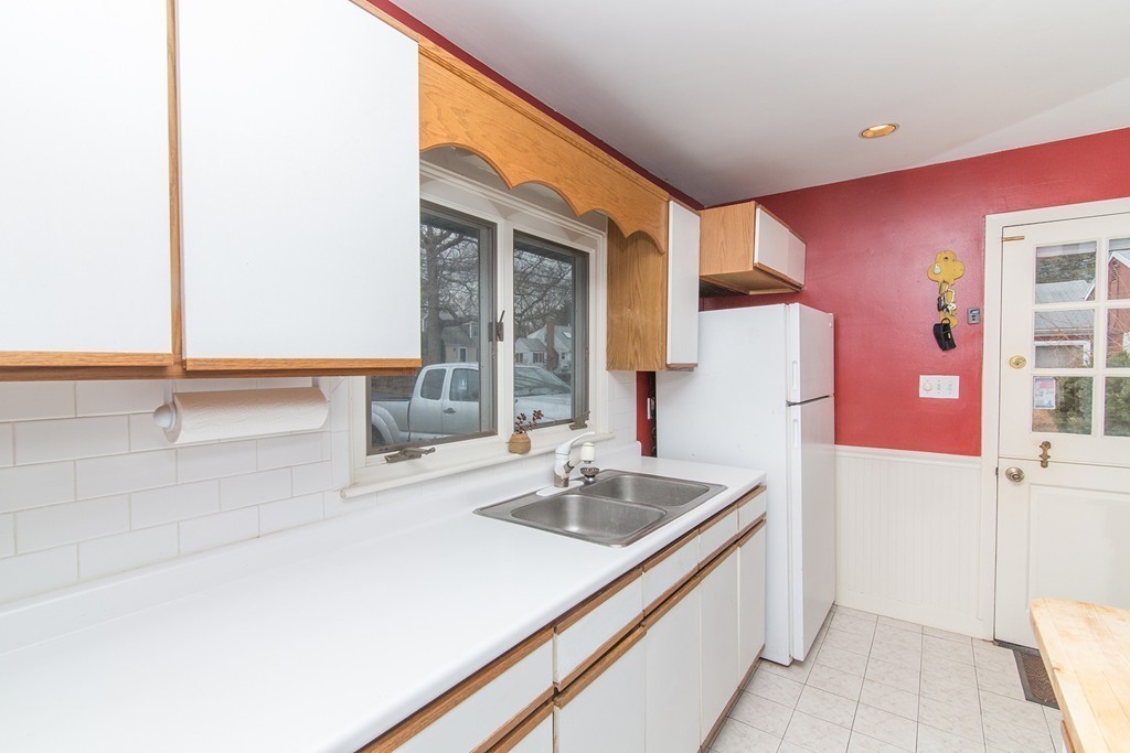 29 Longfellow Road Natick, MA 01760 - Photo 20 of 26