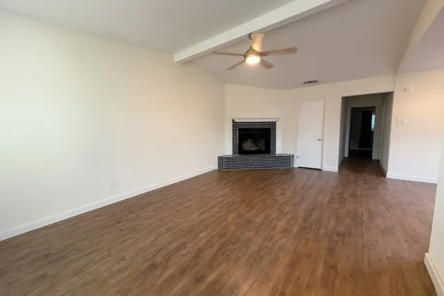 $1,650 | 508 Country Aire Drive, Unit B, Round Rock, TX 78664