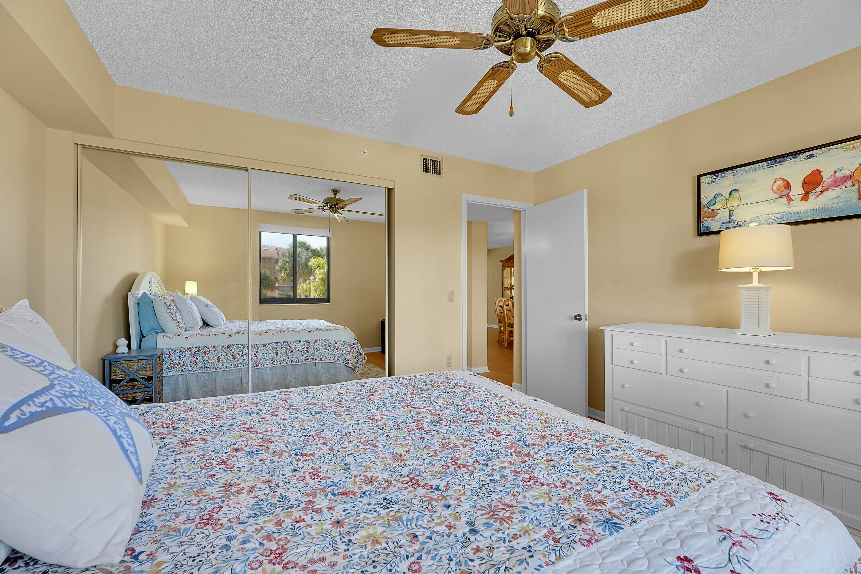 2001 Marina Isle Way, Unit 203 Jupiter, FL 33477 - Photo 22 of 48 GUEST BEDROOM