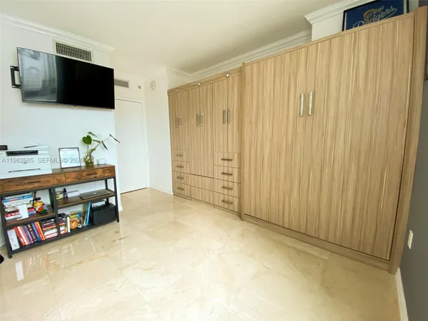 $449,000 | 9055 Southwest 73rd Court, Unit 908, Miami, FL 33156