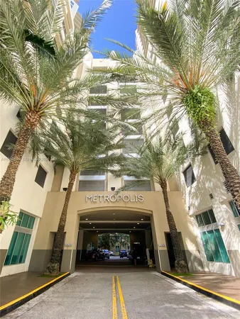 $449,000 | 9055 Southwest 73rd Court, Unit 908, Miami, FL 33156