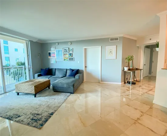 $449,000 | 9055 Southwest 73rd Court, Unit 908, Miami, FL 33156