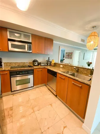 $449,000 | 9055 Southwest 73rd Court, Unit 908, Miami, FL 33156