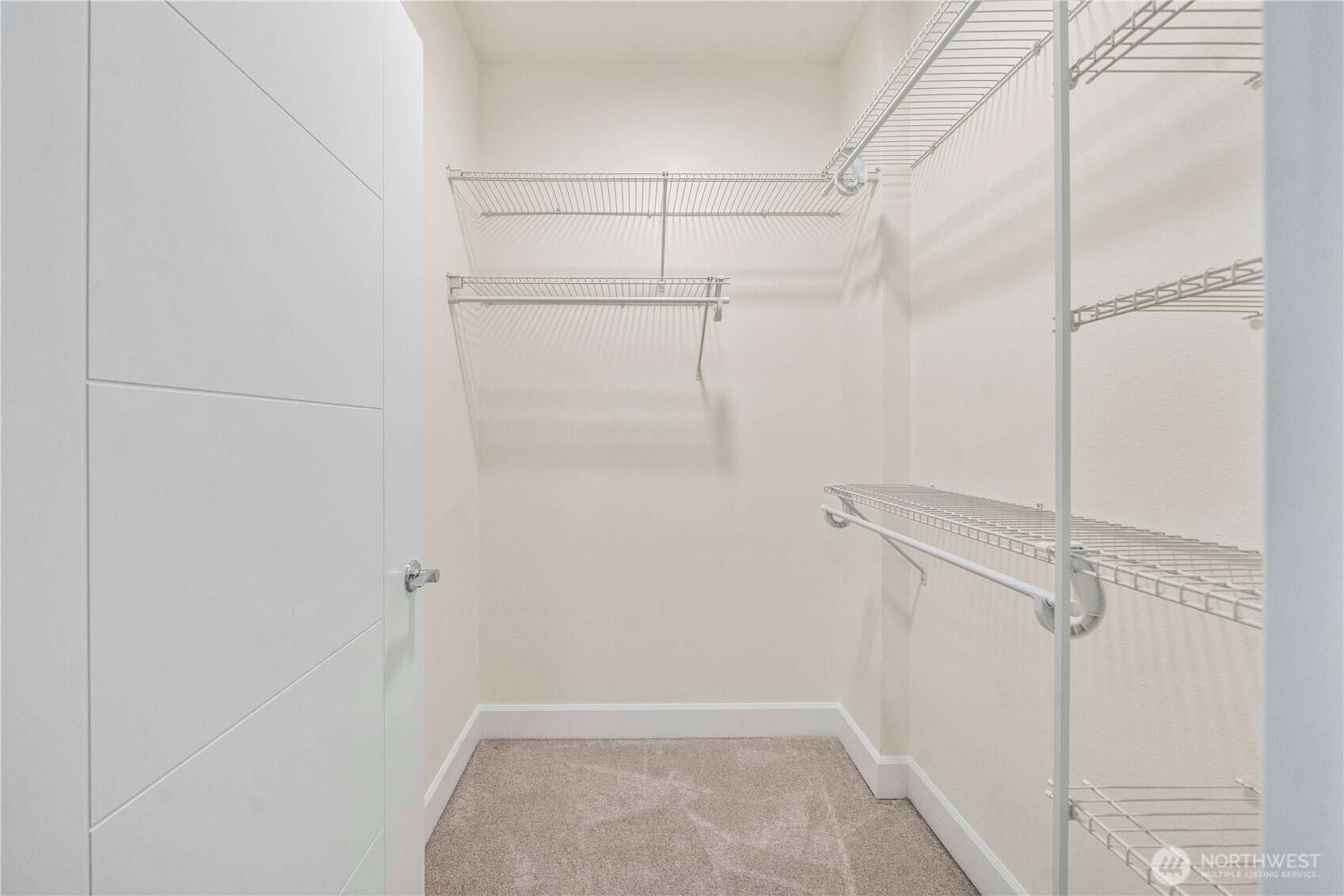 4961 Main Street, Unit 314 Tacoma, WA 98407 - Photo 29 of 40 a view of small space