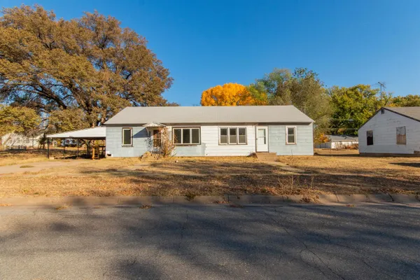 $50,000 | 750 West Sherman Avenue, Kingman, KS 67068