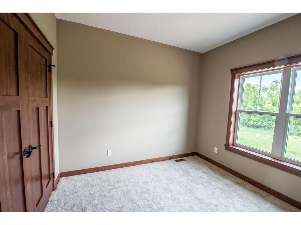 906 Chippewa Path Hudson, WI 54016 - Photo 14 of 18 Gallery Image 14