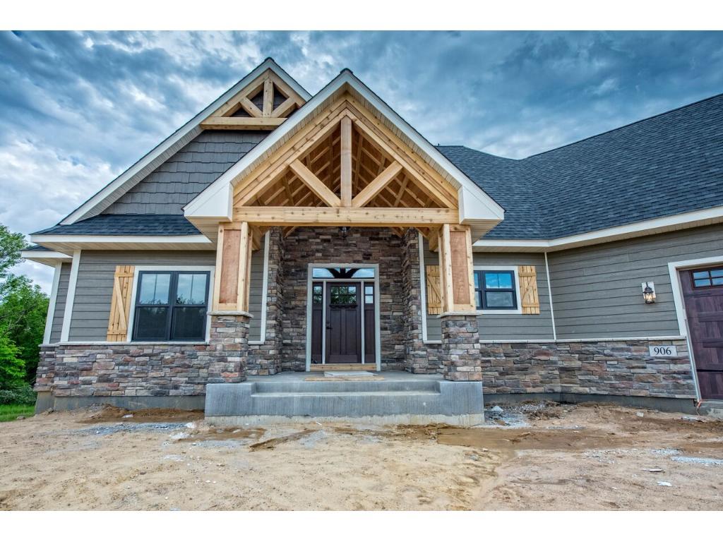 906 Chippewa Path Hudson, WI 54016 - Photo 3 of 18 Gallery Image 3